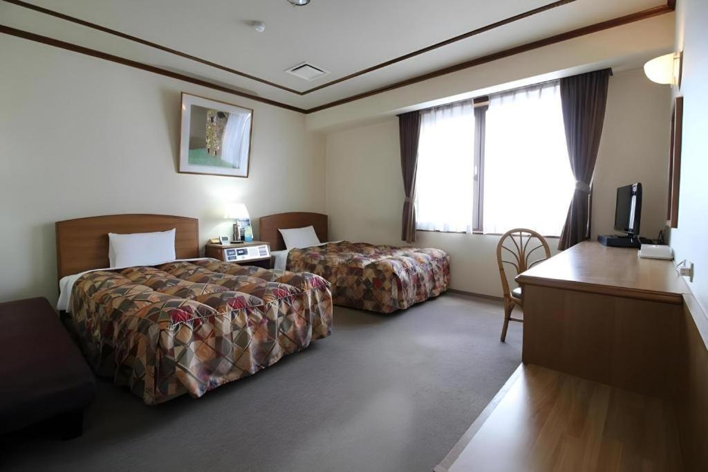 Neyagawa Trend Hotel أوساكا المظهر الخارجي الصورة