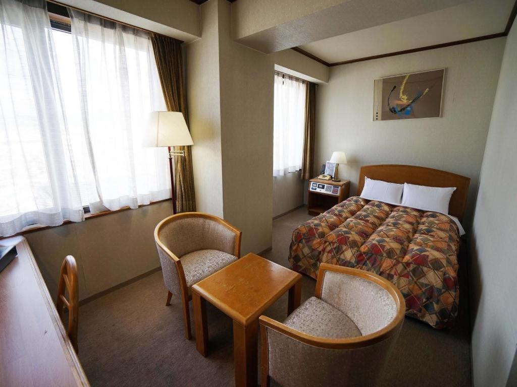 Neyagawa Trend Hotel أوساكا المظهر الخارجي الصورة